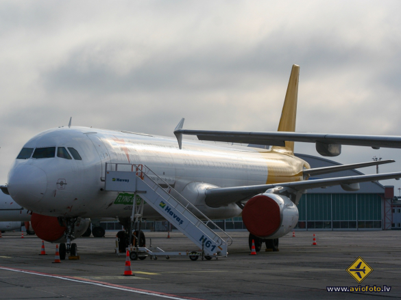 Airbus A321-211(P2F)